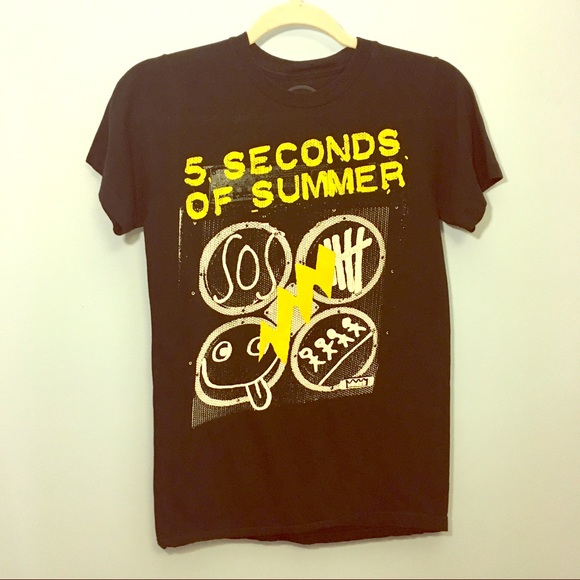 5 Seconds of Summer official tee-shirt, merch - Picture 1 of 8